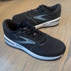 Brooks Beast ’20 Men’s Size 10 – NEW IN BOX – Max Support Stability Shoe